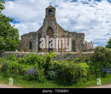 Pfarrkirche der Heiligen Maria der Jungfrau auf Lindisfarne, die heilige Insel, Northumberland Stockfoto