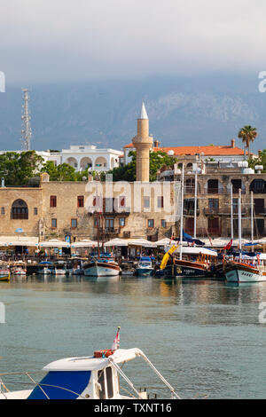 Agha Cafer Pasa Moschee, Kyrenia, Kas, Türkische Republik Nordzypern. Stockfoto