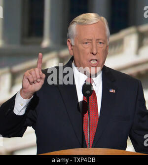 Vertreter Steny Hoyer (MD) spricht bei der Democratic National Convention in der Time Warner Cable Arena in Charlotte, North Carolina am 5. September 2012. UPI/Kevin Dietsch Stockfoto