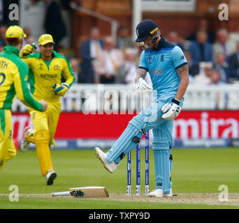 London, Großbritannien. 25. Juni 2019. LONDON, England. 25. Juni: Während der ICC Cricket World Cup zwischen England und Australien auf dem Boden des Herrn am 25. Juni 2019 in London, England. Credit: Aktion Foto Sport/Alamy leben Nachrichten Stockfoto