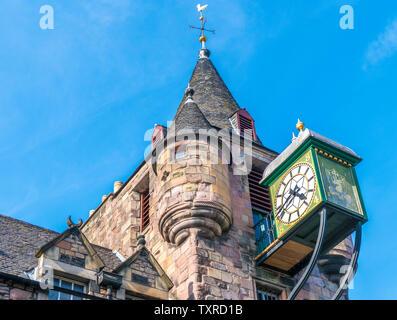 Canongate Mautstelle Wecker und Tower - Teil eines historischen Wahrzeichen, im Jahr 1591 als das Zentrum von Verwaltung und Justiz. Edinburgh, Schottland, Großbritannien. Stockfoto