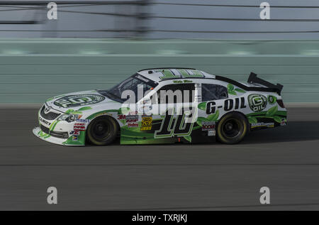 NASCAR Nationwide Series Meisterschaft Racer, Mike Bliss, Praktiken, die auf dem Homestead-Miami Speedway in Homestead, Florida am 16. November 2012. . UPI/Joe Marino-Bill Cantrell Stockfoto