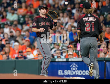 Paul Goldschmidt der Arizona-diamantmarkierungen Fänge ein Wurf von Krug Zack Greinke eine auf den ersten gegen die Houston Astros im 2. Inning zu Datensatz im Minute Maid Park in Houston am 16. September 2018. Foto von trask Smith/UPI Stockfoto