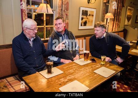 Doddle Weir mit Gary Armstrong und Jim Teller Picture Copyright Chris Watt Tel. 07887 554 193 info@chriswatt.com www.chriswatt.com Stockfoto