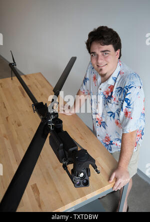 Palmer Luckey, Gründer von anduril Industrien mit ihren Lattice Ghost Drone. Anduril ist nach dem Schwert in der Trilogie Der Herr der Ringe genannt Stockfoto