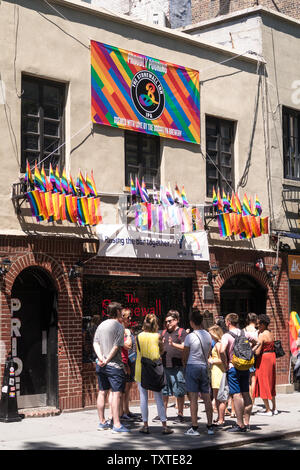 Die Stonewall Inn ist in Greenwich Village, New York City, USA Stockfoto