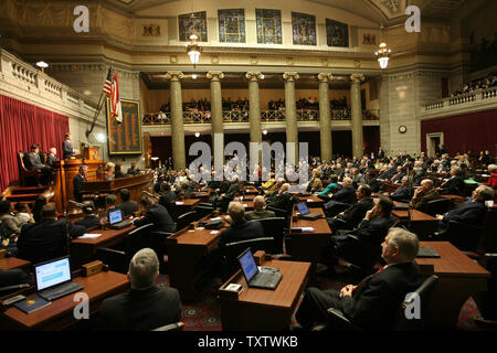 Missouri Gouverneur Matt Blunt liefert die jährliche Regierungserklaerung zur Gesetzgebung an das State Capitol Building in Jefferson City, Missouri am 15. Januar 2008. (UPI Foto/Rechnung Greenblatt) Stockfoto