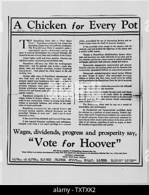 Ein Huhn in jedem Topf politische Ad und Gegenargumente Artikel in der New York Times; Umfang und Inhalt: Das ist die Werbung, der dazu führte, dass Herbert Hoover Gegner zu behaupten, dass er die Wähler ein Huhn in jedem Topf und zwei Autos in jeder Garage versprochen hatte während der Kampagne 1928. Während der Kampagne von 1932, Demokraten versucht, den Präsidenten zu Embarass durch seine angebliche Aussage erinnern. Laut einem Artikel in der New York Times (10/30/32), Hoover nicht solch eine Aussage machen. Der Bericht wurde auf diese Anzeige von einem lokalen Komitee platziert - die nur erwähnt ein Auto! Stockfoto