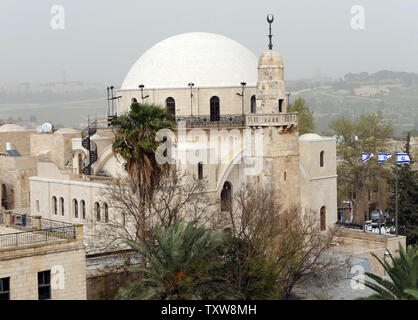 Eine Übersicht über die restaurierte Hurva Snagogue im Jüdischen Viertel der Altstadt von Jerusalem, 15. März 2010. Der hurva wurde am Ende des Krieges von der Unabhängigkeit im Jahr 1948 zerstört. Palästinenser verteilte Broschüren, die Anspruch auf die Eröffnung der Synagoge war der erste Schritt zum Wiederaufbau des dritten Tempels. UPI/Debbie Hill Stockfoto