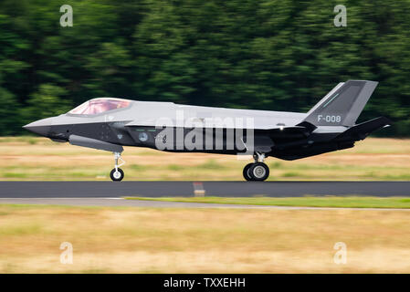 Die Lockheed Martin F-35 Lightning II Kampfflugzeug der fünften Generation der Royal Netherlands Air Force an der Luchtmachtdagen 2019. Stockfoto