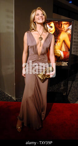Britische Schauspielerin Natalie Dormer, ein Ensemble in der neuen Motion Picture 'Casanova', für Nordamerikanische Premiere des Films am AFI Fest 2005 im Hollywood Abschnitt von Los Angeles, 13. November 2005 eingeht. Der Film, Regie: Lasse Hallstrom, auch stars Heath Ledger, Lena Olin und Oliver Platt und öffnet am 25. Dezember 2005 in den USA (UPI Foto/Jim Ruymen) Stockfoto