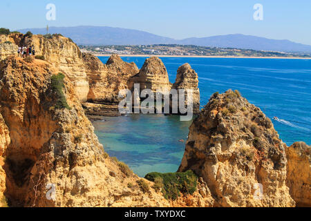 Algarve, Lagos, Meer und Felsen in Portugal Stockfoto