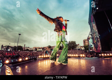 BARCELONA - 18. Mai: Danna Paola (Sängerin und Schauspielerin) führt im Konzert an Primavera Pop Festival am 18. Mai 2019 in Barcelona, Spanien. Stockfoto