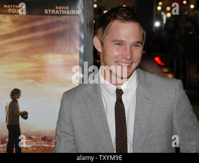 Brian Geraghty, der Mitglied in der motion picture Sport Drama "Wir sind Marschall", kommt für die Premiere des Films am Grauman's Chinese Theater in Hollywood" in Los Angeles am 14. Dezember 2006. (UPI Foto/Jim Ruymen) Stockfoto