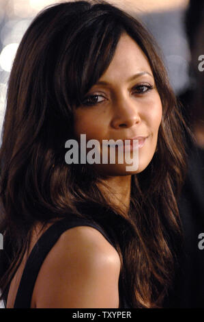 Warf Mitglied Thandie Newton besucht die Los Angeles Premiere von "norbit" an der Mann Dorf Theater in Los Angeles am 8. Februar 2007 statt. (UPI Foto/Phil McCarten) Stockfoto