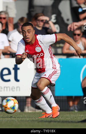 25. Juni 2019 Oldenzaal, Netherlans Fußball Ajax-v Quick 20 L-r: sergino Dest Stockfoto