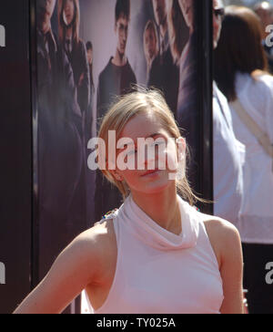 Warf mitglied Emma Watson besucht die Premiere des Motion Picture dramatische fantasy Harry Potter und der Orden des Phoenix" am Grauman's Chinese Theater in Hollywood" in Los Angeles am 8. Juli 2007. (UPI Foto/Jim Ruymen) Stockfoto