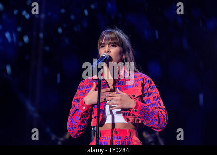 BARCELONA - 18. Mai: Aitana (Sänger von Operacion Triunfo anzeigen) führt im Konzert an Primavera Pop Festival am 18. Mai 2019 in Barcelona, Spanien. Stockfoto