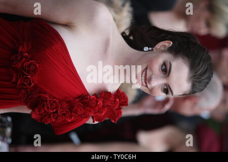 Anne Hathaway kommt für die 80. jährlichen Academy Awards im Kodak Theater in Hollywood, Kalifornien, am 24. Februar 2008. (UPI Foto/Terry Schmitt) Stockfoto