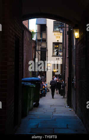 LEEDS, Großbritannien - 2. JUNI 2019: Landschaft rund um Stadt Leeds, eine Stadt in West Yorkshire, England, Großbritannien Stockfoto