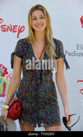 Schauspielerin Whitney Port kommt für die eine Zeit für Helden Celebrity Carnival, profitieren die Elizabeth Glazer Pediatric AIDS Foundation", auf die Veteran-leitung Gelände in Los Angeles am 8. Juni 2008. (UPI Foto/Jim Ruymen) Stockfoto