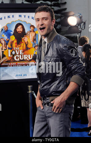 Justin Timberlake, der Mitglied in der motion picture Komödie "Love Guru", kommt für die Premiere des Films am Grauman's Chinese Theater in Hollywood" in Los Angeles am 11. Juni 2008. (UPI Foto/Jim Ruymen) Stockfoto