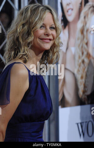 Schauspielerin Meg Ryan, die Sterne in der dramatischen Komödie motion picture 'Frauen', besucht die Premiere der Film, ein Remake von George Cukor Film 1939 in Los Angeles am 4. September 2008. (UPI Foto/Jim Ruymen) Stockfoto