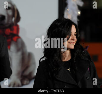 Schauspielerin Courtney Cox besucht die Premiere des Motion picture Komödie 'Marley & Ich' in Los Angeles am 11. Dezember 2008. (UPI Foto/Jim Ruymen) Stockfoto