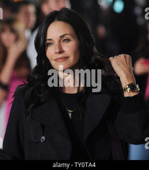 Schauspielerin Courtney Cox besucht die Premiere des Motion picture Komödie 'Marley & Ich' in Los Angeles am 11. Dezember 2008. (UPI Foto/Jim Ruymen) Stockfoto