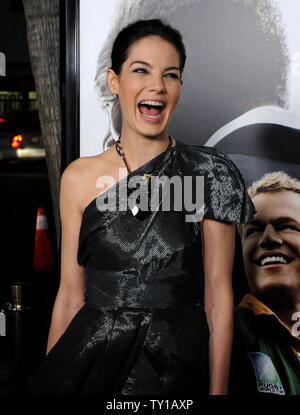 Schauspielerin Michelle Monaghan, ein Mitglied in den neuen biographischen Drama Film "Invictus", die Premiere des Films in Beverly Hills, Kalifornien am 3. Dezember 2009 besucht. Morgan Freeman spielt Nelson Mandela in seiner ersten Amtszeit als Präsident von Südafrika, wer initiiert eine einzigartige Venture die Apartheid zerrissene Land zu vereinen: die nationalen Rugby Team auf einer Mission, die 1995 Rugby World Cup zu gewinnen. UPI/Jim Ruymen Stockfoto