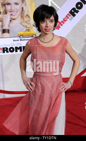 Kate Micucci, der Mitglied in der motion picture romantisch Drama Komödie "When In Rome", die Premiere des Films am El Capitan Theatre in Hollywood" in Los Angeles am 27. Januar 2010 besucht. UPI/Jim Ruymen. Stockfoto