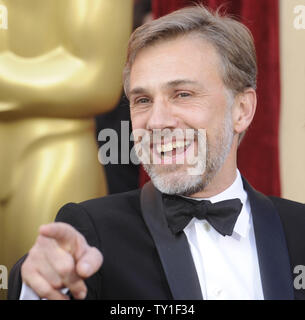 Nominiert für die beste Schauspieler in einer unterstützenden Rolle Christoph Waltz kommt auf dem roten Teppich an der 82nd Academy Awards in Hollywood am 7. März 2010. UPI/Phil McCarten Stockfoto