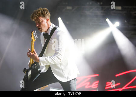 Zagreb, Kroatien - 24. Juni, 2019: Die schwedische Gruppe die Hives am 14. INmusic Festival am See Jarun in Zagreb, Kroatien führt. Stockfoto