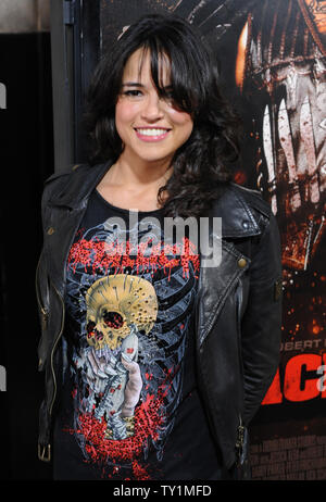 Warf Mitglied Michelle Rodriguez besucht die Premiere des Motion picture Krimi 'Machete', im Orpheum Theater in der Innenstadt von Los Angeles am 25 August, 2010. UPI/Jim Ruymen Stockfoto