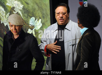 Musiker Prince Royce, Arturo Sandoval und Alex Cuba (L-R) Abfahrt nach Bekanntgabe der Kandidaturen für die 11. jährliche Latin Grammy Awards im Avalon im Hollywood Abschnitt von Los Angeles am 8. September 2010. Die 11. jährliche Latin Grammy Awards werden am 11. November 2010 in Las Vegas, Nevada statt. UPI/Jim Ruymen.. Stockfoto