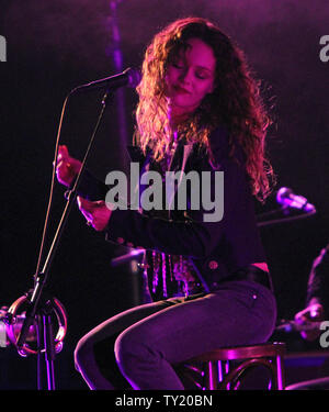 Vanessa Paradis führt im Konzert im Orpheum Theater in Los Angeles am 18. Februar 2011. UPI/David Silpa Stockfoto