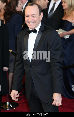 Kevin Spacey kommt auf dem roten Teppich für die 83. jährlichen Academy Awards im Kodak Theater in Hollywood am 27. Februar 2011. UPI/David Silpa Stockfoto