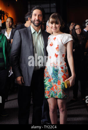 David Schwimmer, der Regie und produzierte die Motion picture Thriller 'Trust' und warf Mitglied Liana Liberato, Besuchen die Premiere des Films in der DGA-Theater in Los Angeles am 21. März 2011. UPI/Jim Ruymen Stockfoto