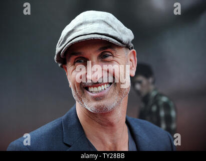 Regisseur Craig Gillespie besucht die Premiere seines neuen Motion picture Horrorkomödie "Fright Night", am ArcLight Cinerama Dome, in der Hollywood in Los Angeles am 17. August 2011. UPI/Jim Ruymen Stockfoto