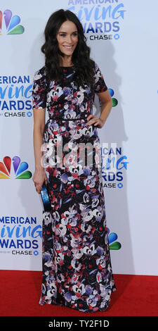 Schauspielerin Abigail Spencer kommt für die Amerikanischen, Awards, von Chase im Dorothy Chandler Pavilion in Los Angeles vorgelegt am 9. Dezember 2011. UPI/Jim Ruymen Stockfoto