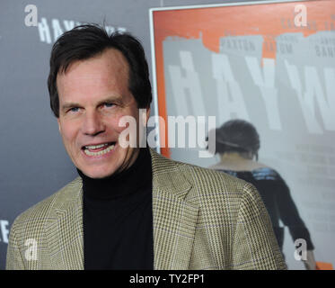 Bill Paxton, der Mitglied in der motion picture Thriller "Drunter und drüber", die Premiere des Films an der Directors Guild of America in Los Angeles am 5. Januar 2012 besucht. UPI/Jim Ruymen Stockfoto