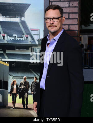 Matthew Lillard, der Mitglied in der motion picture Drama "Trouble mit der Kurve", sorgt sich die Premiere des Films im Village Theatre in Los Angeles am 19. September 2012. UPI/Jim Ruymen Stockfoto