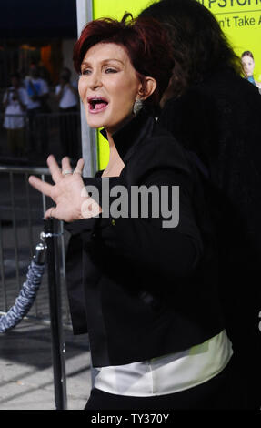 Ozzy Osbourne und seine Frau Sharon Osbourne Besuchen die Premiere der motion picture'S Verbrechen Komödie auch Psychopathen', am Bruin Theater im Westwood Abschnitt von Los Angeles am 1. Oktober 2012. UPI/Jim Ruymen Stockfoto