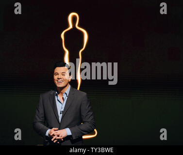 Host Seth MacFarlane kündigt die Nominierungen für die 85. Academy Awards am Samuel Goldwyn Theater in Beverly Hills, Kalifornien am 10. Januar 2013. Die 85. jährlichen Academy Awards findet am 24. Februar. UPI/Jim Ruymen Stockfoto