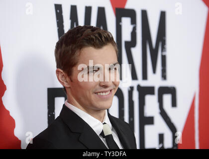 Warf Mitglied Dave Franco besucht die Premiere der warme Körper der Film ''Am Arclight Theatre in Hollywood" in Los Angeles, am 29. Januar 2013. UPI/Phil McCarten Stockfoto