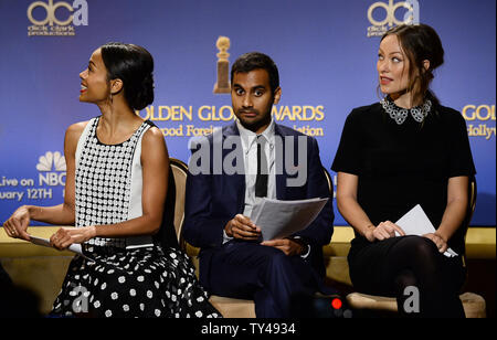 Darsteller Zoe Saldana, Aziiz Ansari und Olivia Wilde (L-R) für die 71. jährlichen Golden Globe Awards Nominierungen Ankündigungen im Beverly Hilton Hotel in Beverly Hills, Kalifornien am 12. Dezember 2013 vorbereiten. Die Gewinner werden bei der NBC-Fernsehsendung am 12. Januar 2014 bekannt gegeben. UPI/Jim Ruymen Stockfoto