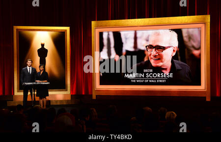 Das Oscar-nominierten, darunter für die Beste Regie Martin Scorsese für "Der Wolf der Wall Street" durch die Schauspieler Chris Hemsworth (L) und der Akademie der Künste und Wissenschaften Präsident Cheryl Boone Isaacs am Samuel Goldwyn Theater in Beverly Hills, Kalifornien hat am 16. Januar 2014. Die 86. jährlichen Academy Awards findet am 2. März. UPI/Jim Ruymen Stockfoto