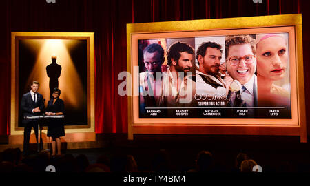 Die Oscar Nominierungen für den besten Nebendarsteller einschließlich sind durch Schauspieler Chris Hemsworth (L) und der Akademie der Künste und Wissenschaften Präsident Cheryl Boone Isaacs am Samuel Goldwyn Theater in Beverly Hills, Kalifornien am 16. Januar 2014 angekündigt. Die 86. jährlichen Academy Awards findet am 2. März. UPI/Jim Ruymen Stockfoto