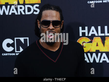 NFL Spieler Richard Sherman der Seattle Seahawks besucht Cartoon Network der vierten jährlichen Hall of Game Awards an Barker Hangar in Santa Monica, Kalifornien am 15. Februar 2014. UPI/Jim Ruymen Stockfoto