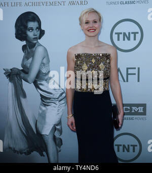 Schauspielerin Alison Pill besucht das American Film Institute Life Achievement Award Gala im Dolby Theatre in Hollywood" in Los Angeles am 5. Juni 2014. Schauspielerin Jane Fonda wurde mit 42 von AFI Life Achievement Award während ein Tribut an mit einer Häufung von Celebrities wie Meryl Streep, Felicity Huffman, Melanie Griffith, Sally Field und Eva Longoria geehrt. UPI/Jim Ruymen Stockfoto